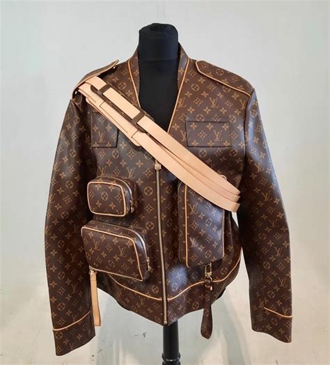 ≥ Vind louis vuitton jas in Kleding 